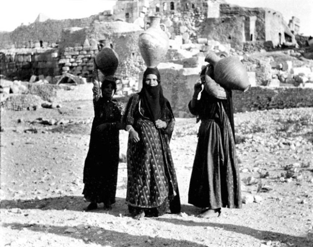 Donne di Palmira, marzo 1900